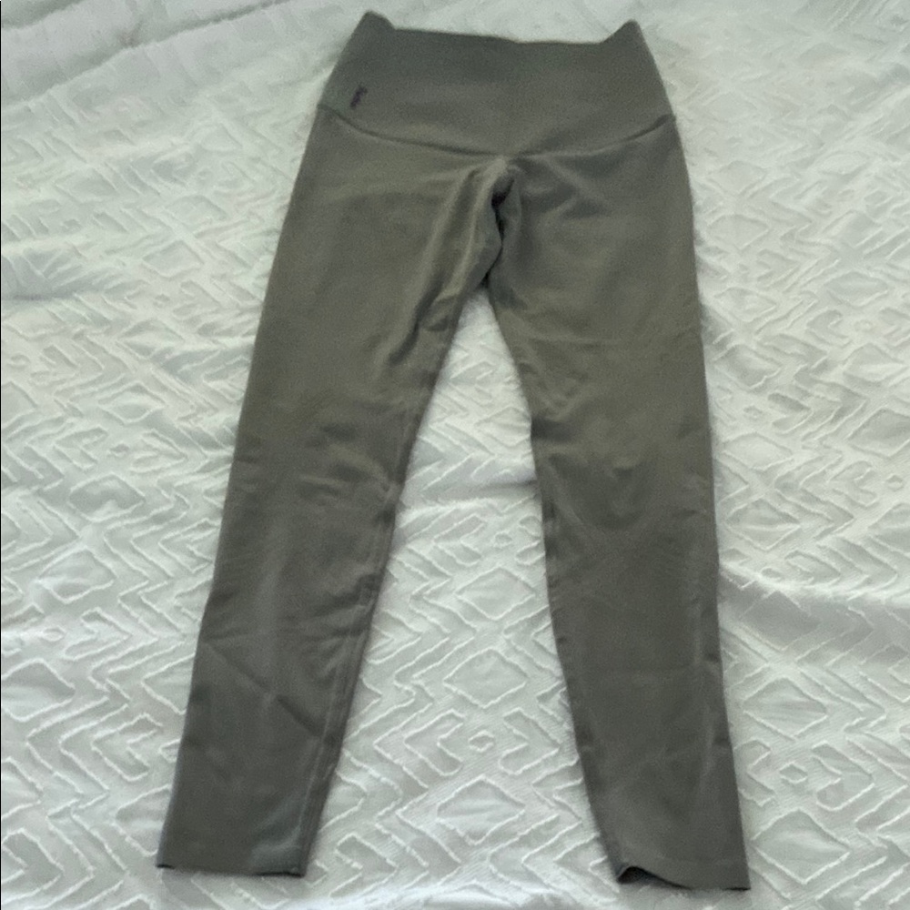 Fanka Reversible Body Sculpt Leggings Gray size XS/S great condition like new